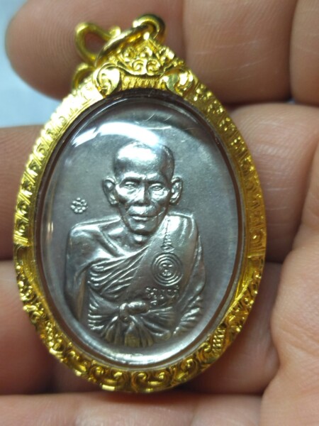 รับเหมาพระบ้านกระบี่
